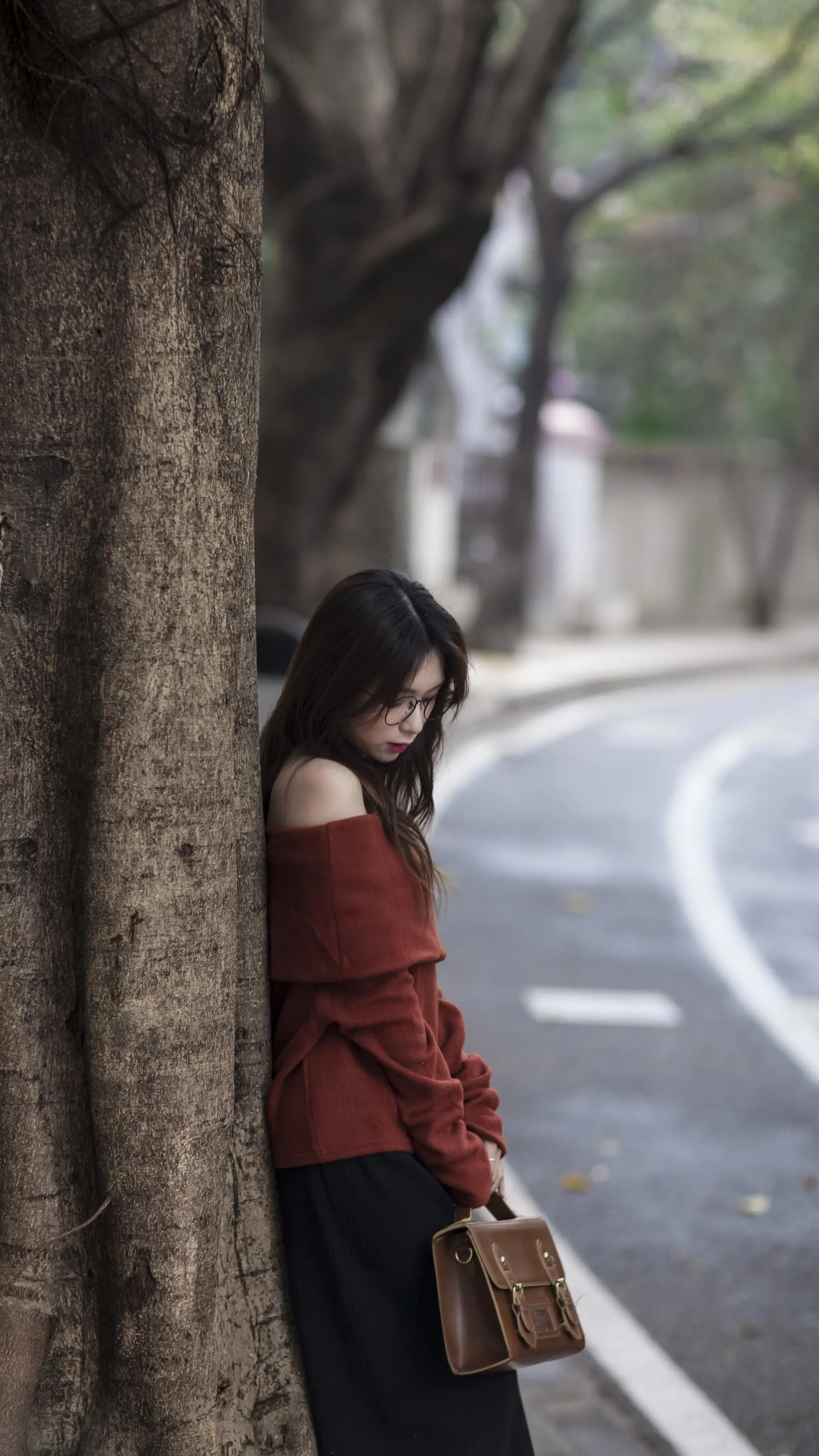 [YITUYU艺图语]2021.11.12 树下花开 七七 [22P]插图2